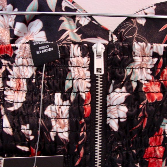 Streetwear Society Black Red Floral Satin Strapless Bustier Corset Crop Top NWT - Picture 7 of 11